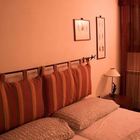 Pink House In Center Lägenhet *